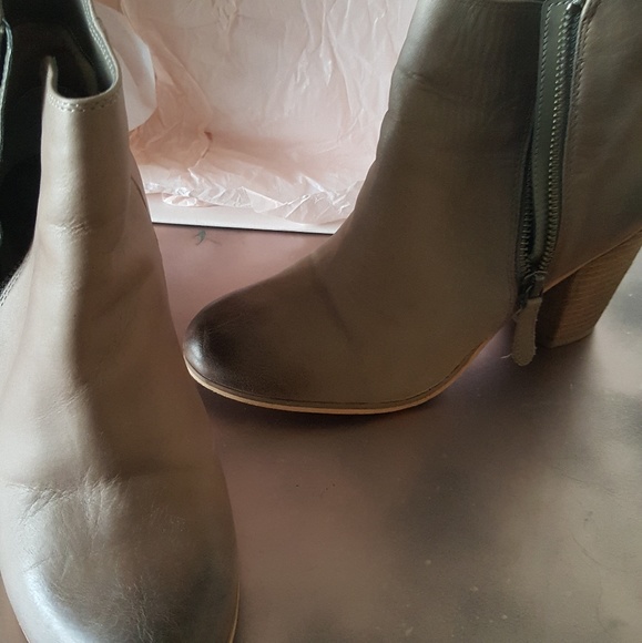 bp Shoes - Brown leather boots bp. bp Shoes - Brown leather boots bp.